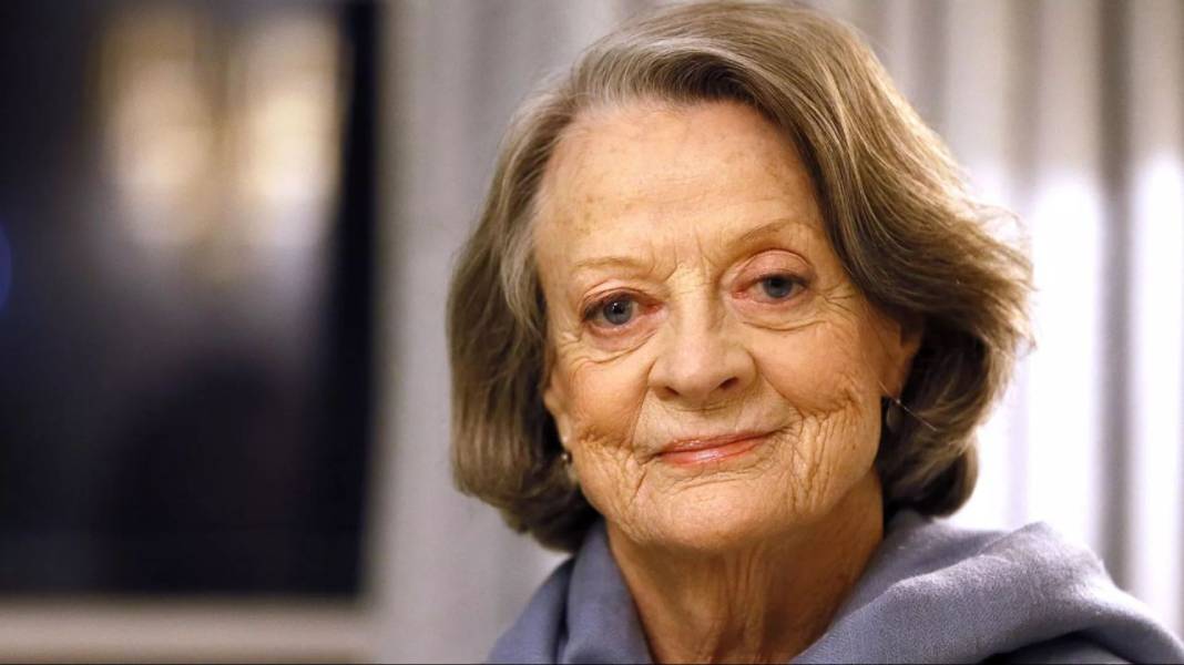 Harry Potter serisinin ünlü oyuncusu Maggie Smith hayatını kaybetti 3